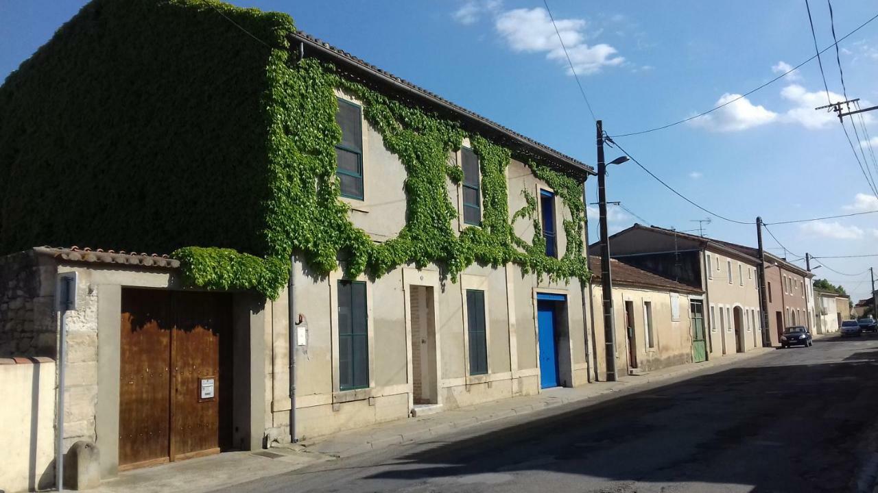 Appartement Anatole France 생 질 외부 사진